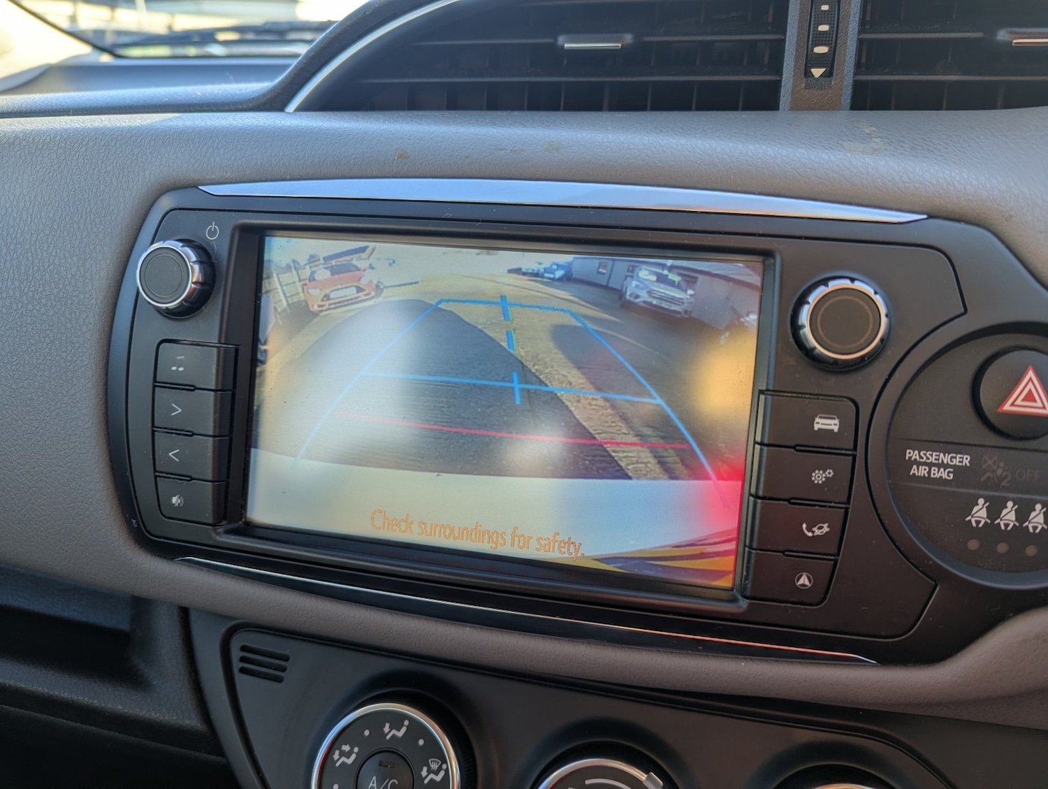 Used Toyota Yaris 2015 for sale - 76924383: Photo 5