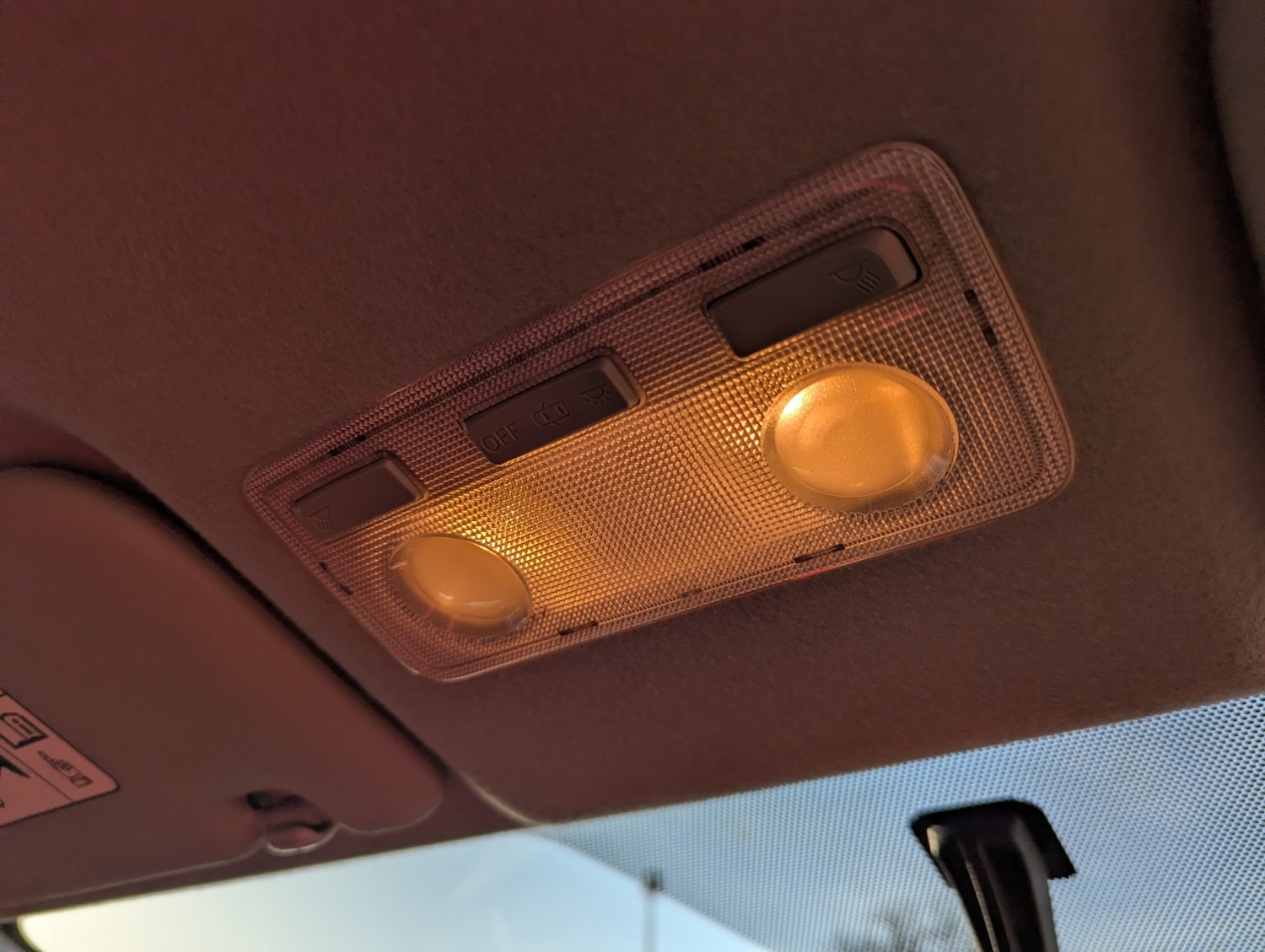 Used Toyota Yaris 2015 for sale - 76924383: Photo 9