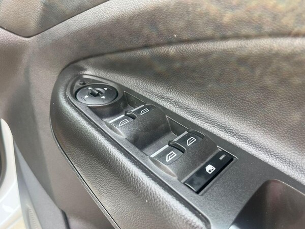 Used Ford Kuga 2016 for sale - 75539025: Photo 19