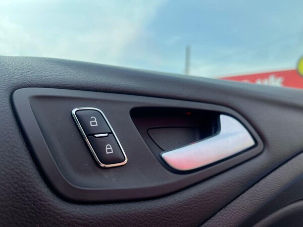 Used Ford Kuga 2016 for sale - 75539025: Photo 34