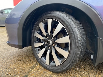 Used Honda Civic 2015 for sale - 77681800: Photo