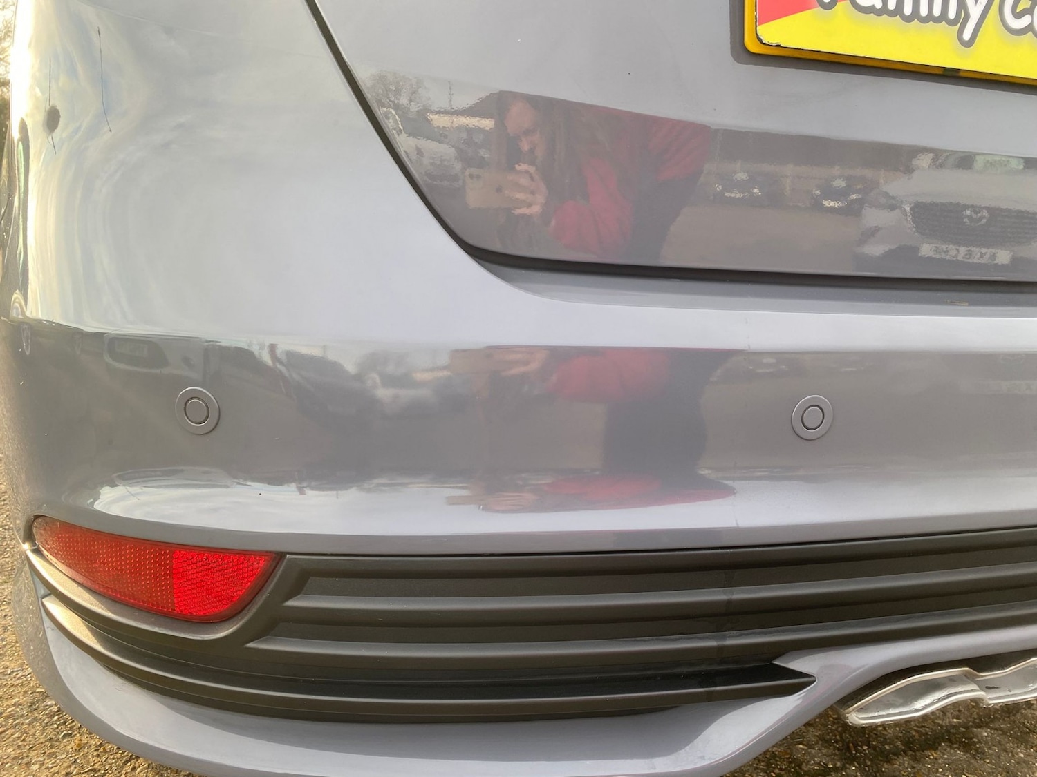 Used Ford Focus 2015 for sale - 77201319: Photo 14