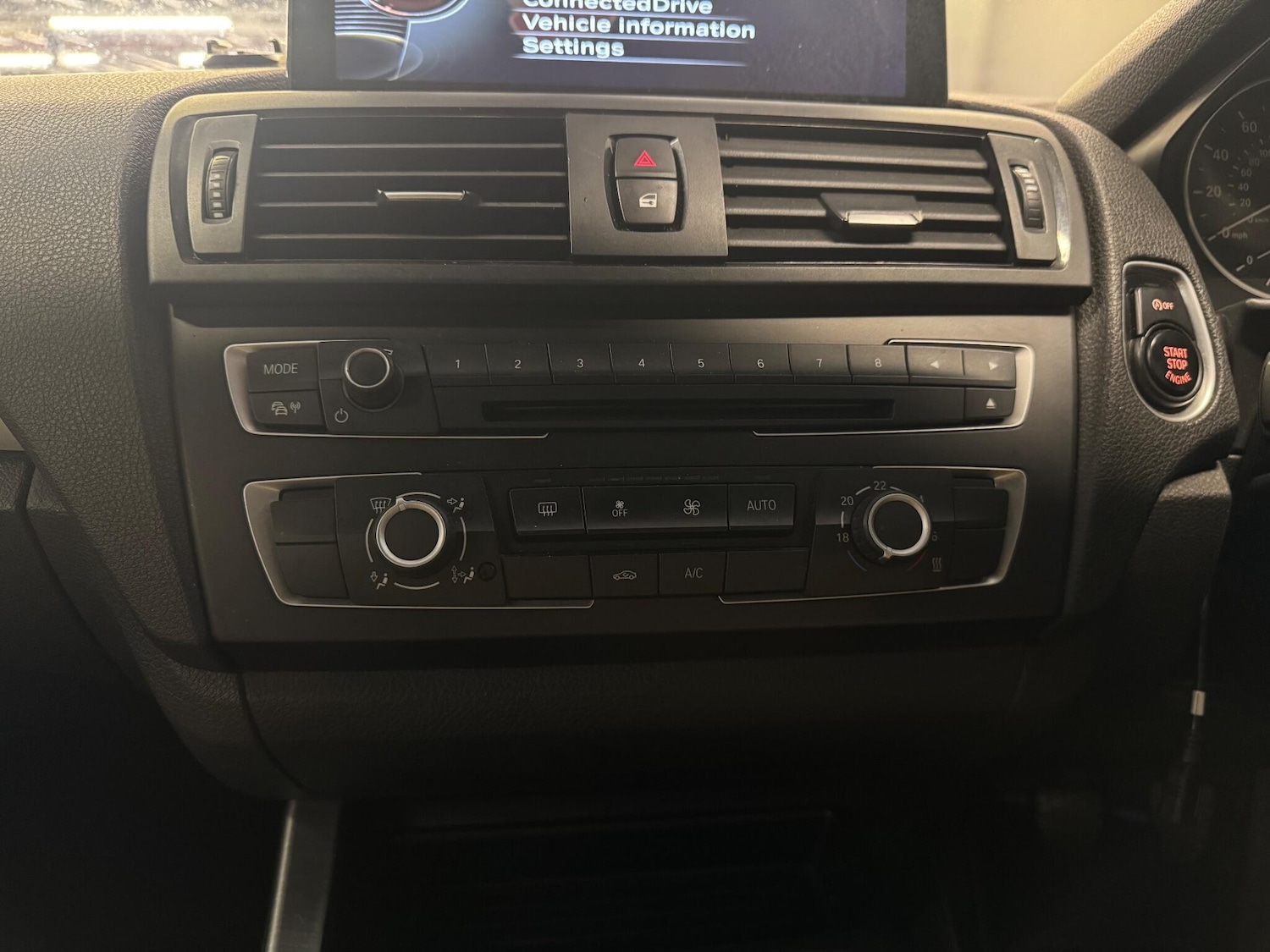 Used BMW 2 Series 2014 for sale - 76457282: Photo 25