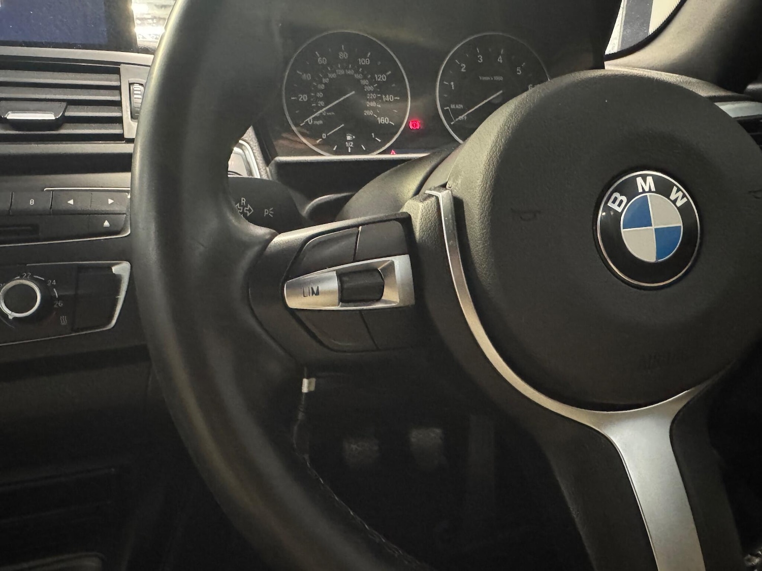 Used BMW 2 Series 2014 for sale - 76457282: Photo 27