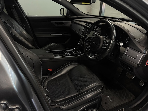 Used Jaguar XF 2015 for sale - 76337698: Photo 12