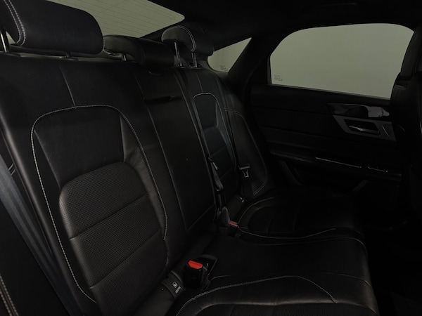 Used Jaguar XF 2015 for sale - 76337698: Photo 13