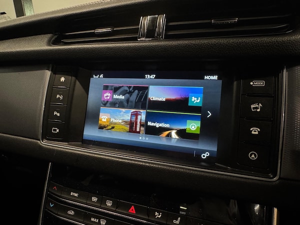 Used Jaguar XF 2015 for sale - 76337698: Photo 22