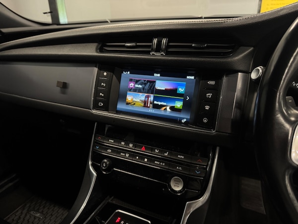 Used Jaguar XF 2015 for sale - 76337698: Photo 23