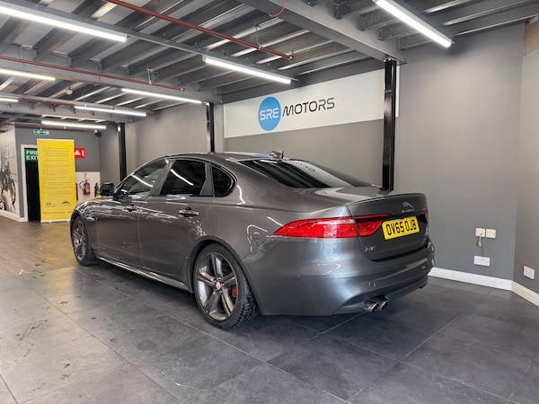 Used Jaguar XF 2015 for sale - 76337698: Photo 4