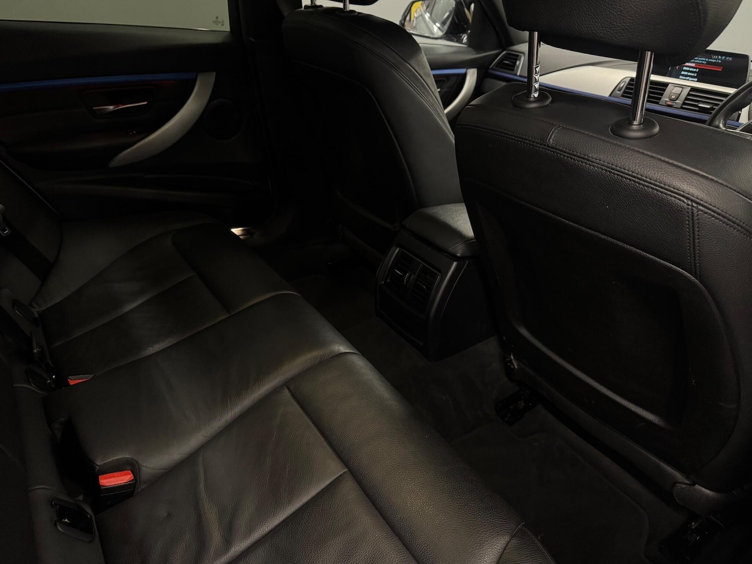 Used BMW 3 Series 2018 for sale - 76657012: Photo 16