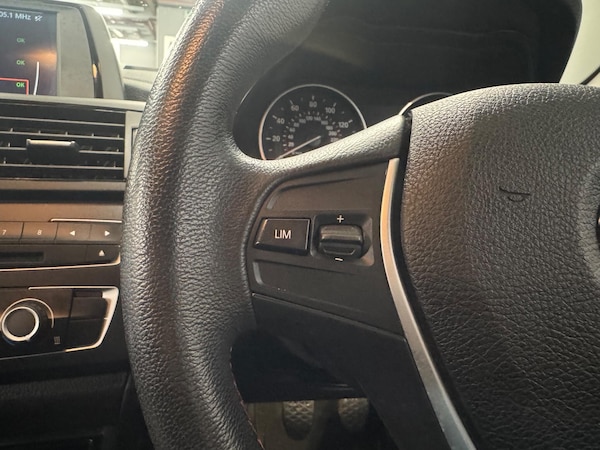Used BMW 1 Series 2012 for sale - 76213910: Photo 17