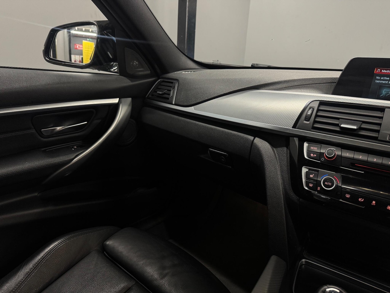 Used BMW 3 Series 2018 for sale - 76521510: Photo 13