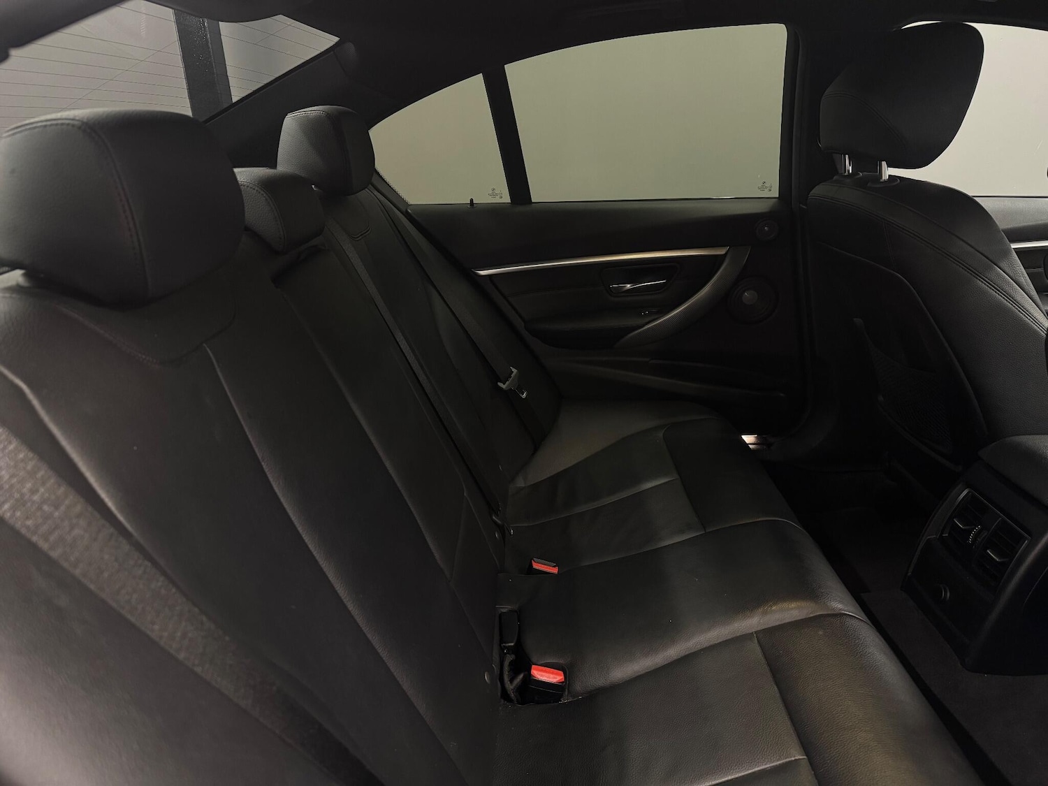 Used BMW 3 Series 2018 for sale - 76521510: Photo 18