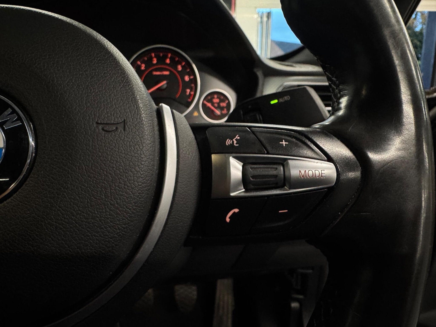 Used BMW 3 Series 2018 for sale - 76521510: Photo 22