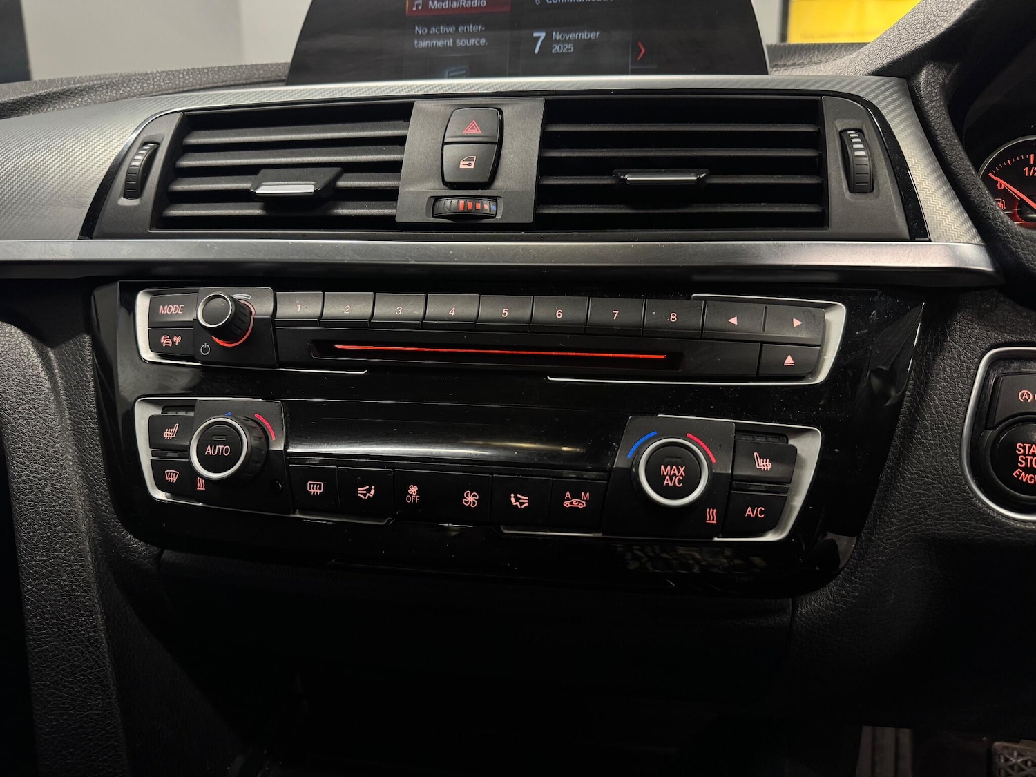 Used BMW 3 Series 2018 for sale - 76521510: Photo 23