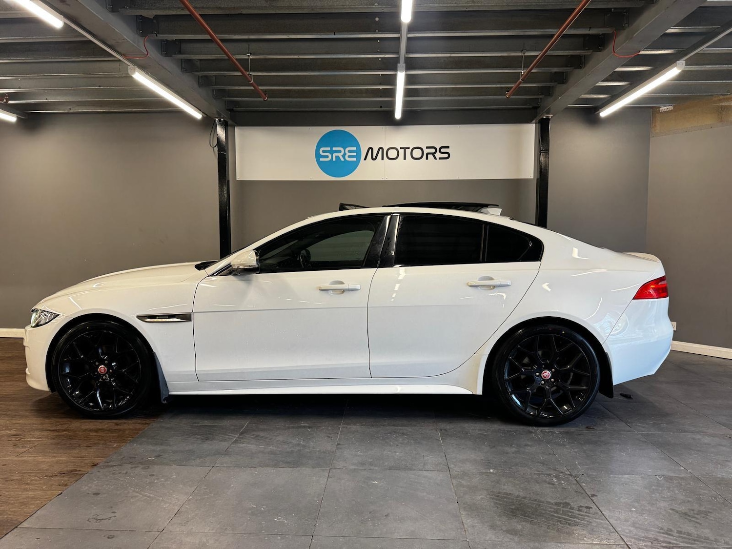 Used Jaguar XE 2016 for sale - 77016443: Photo 19