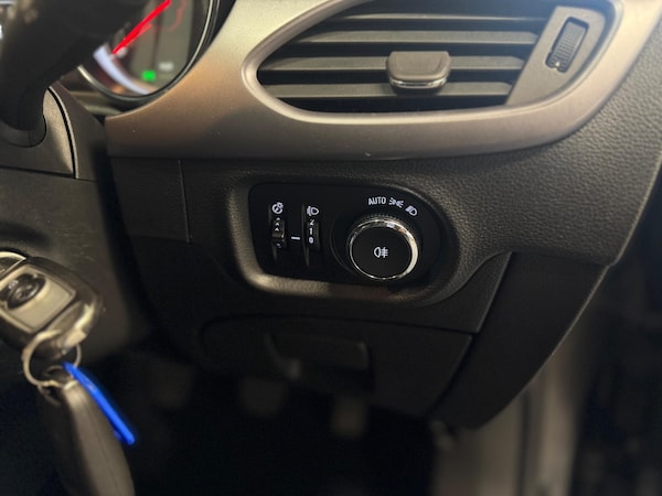 Used Vauxhall Astra 2016 for sale - 76188520: Photo 7