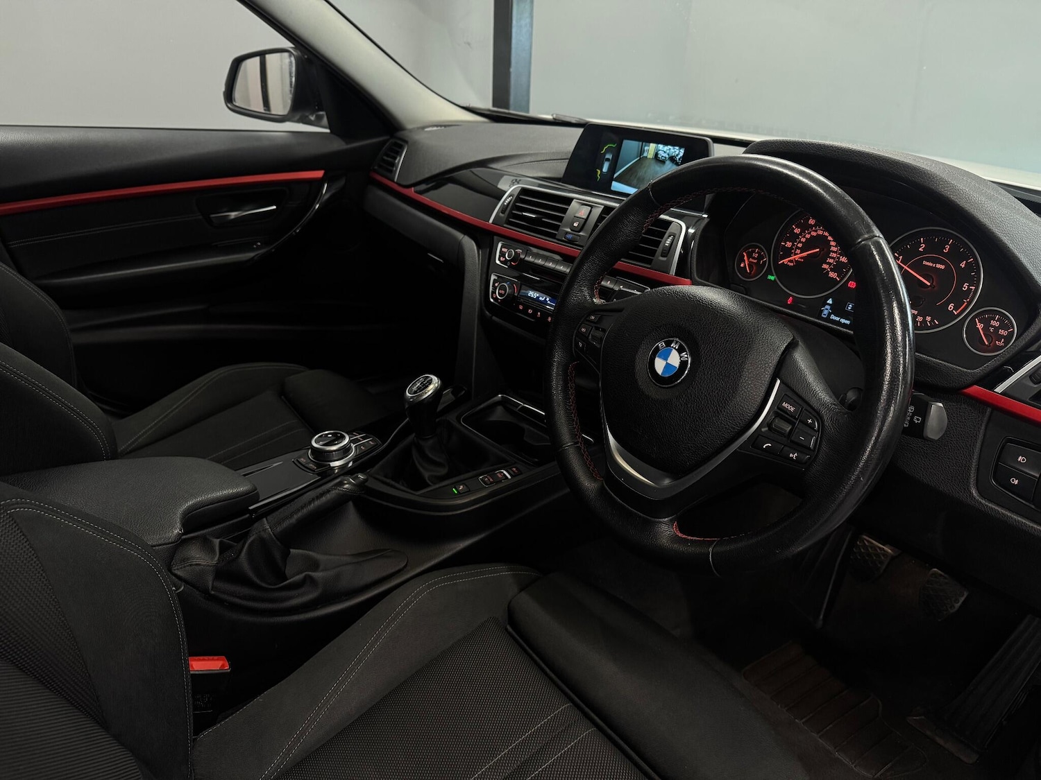 Used BMW 3 Series 2018 for sale - 76380725: Photo 11