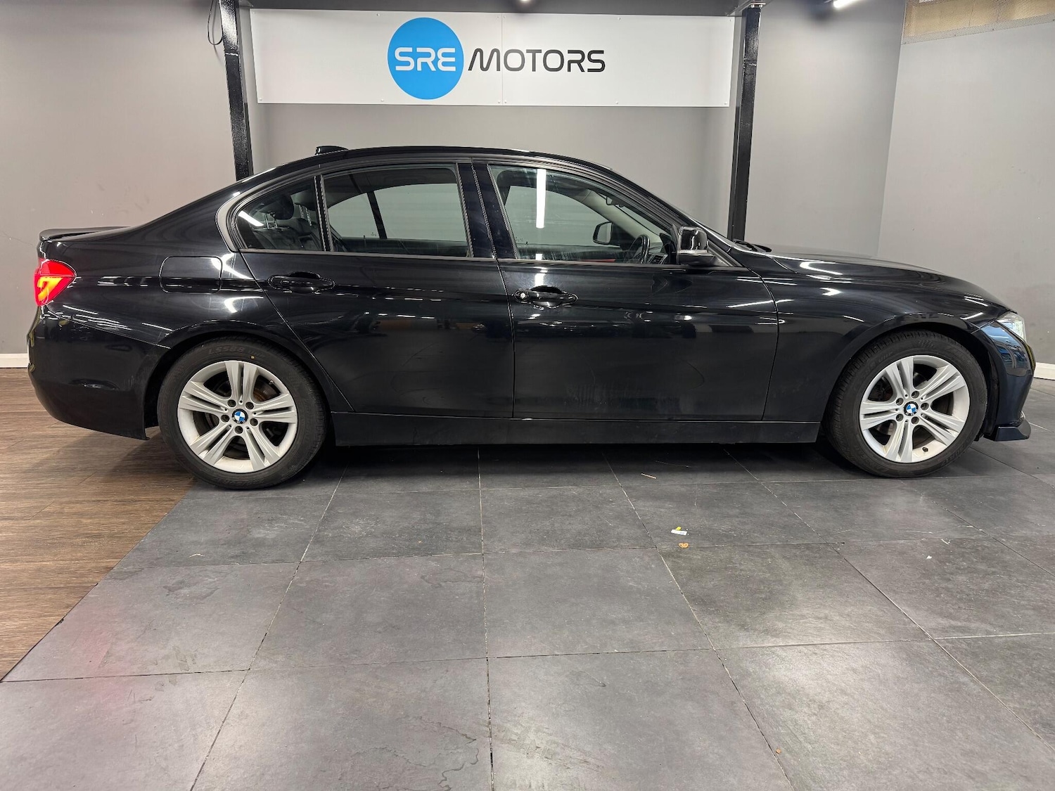 Used BMW 3 Series 2017 for sale - 76832645: Photo 9