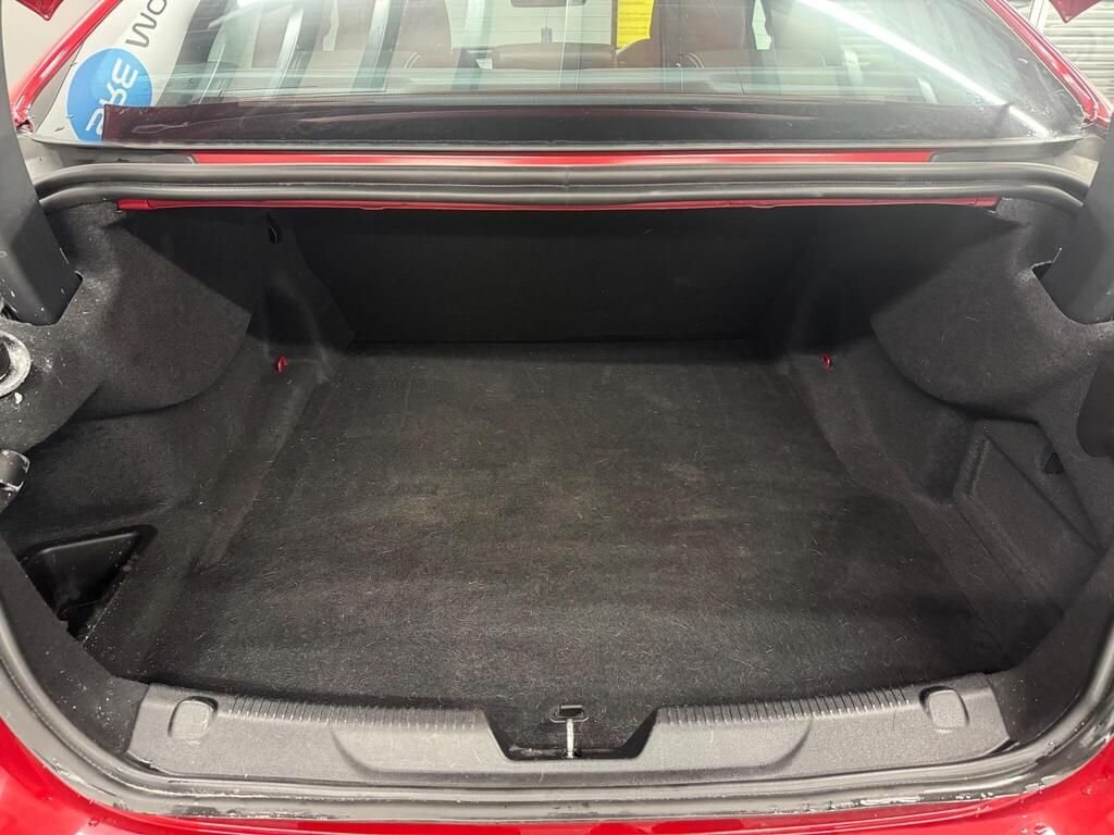 Used Jaguar XE 2017 for sale - 77044673: Photo 24