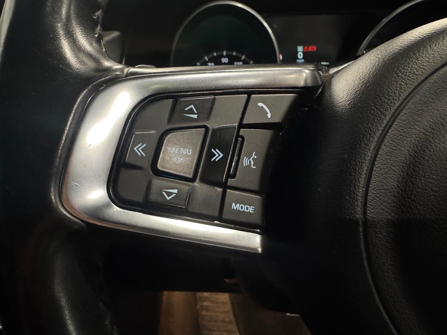 Used Jaguar XF 2016 for sale - 76832365: Photo 19