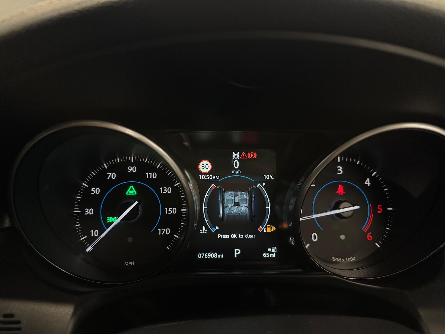 Used Jaguar XF 2016 for sale - 76832365: Photo 28