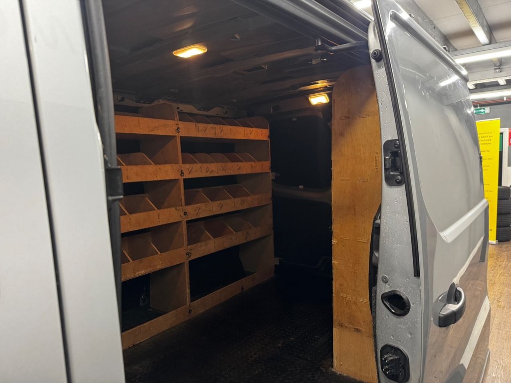 Used Vauxhall Vivaro 2018 for sale - 77384552: Photo 12