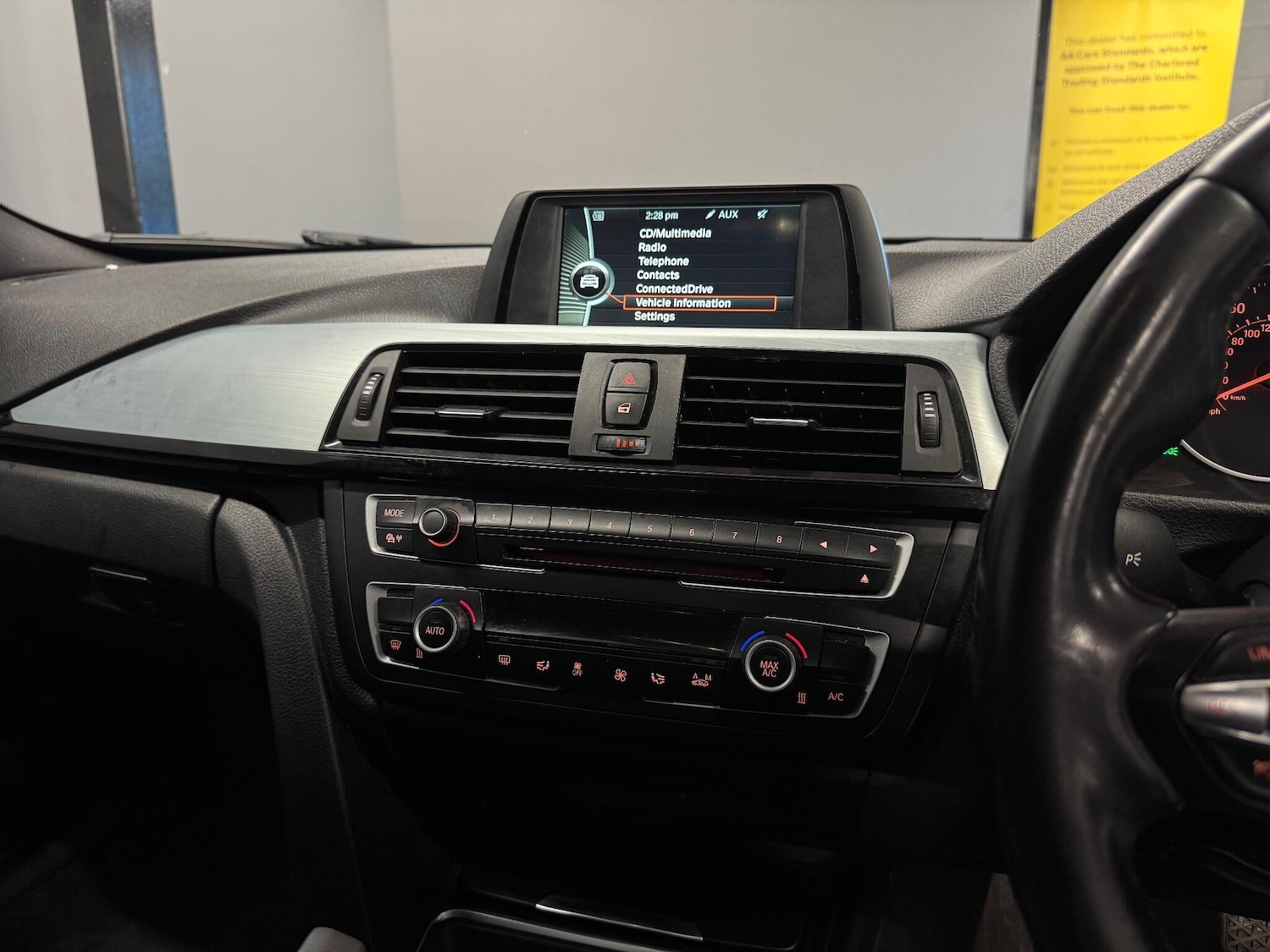 Used BMW 3 Series 2014 for sale - 76521902: Photo 27