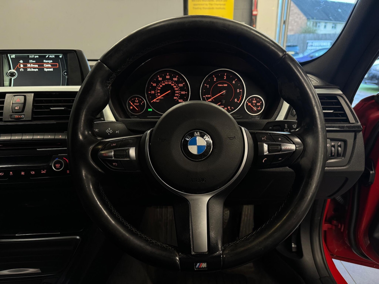 Used BMW 3 Series 2014 for sale - 76521902: Photo 32