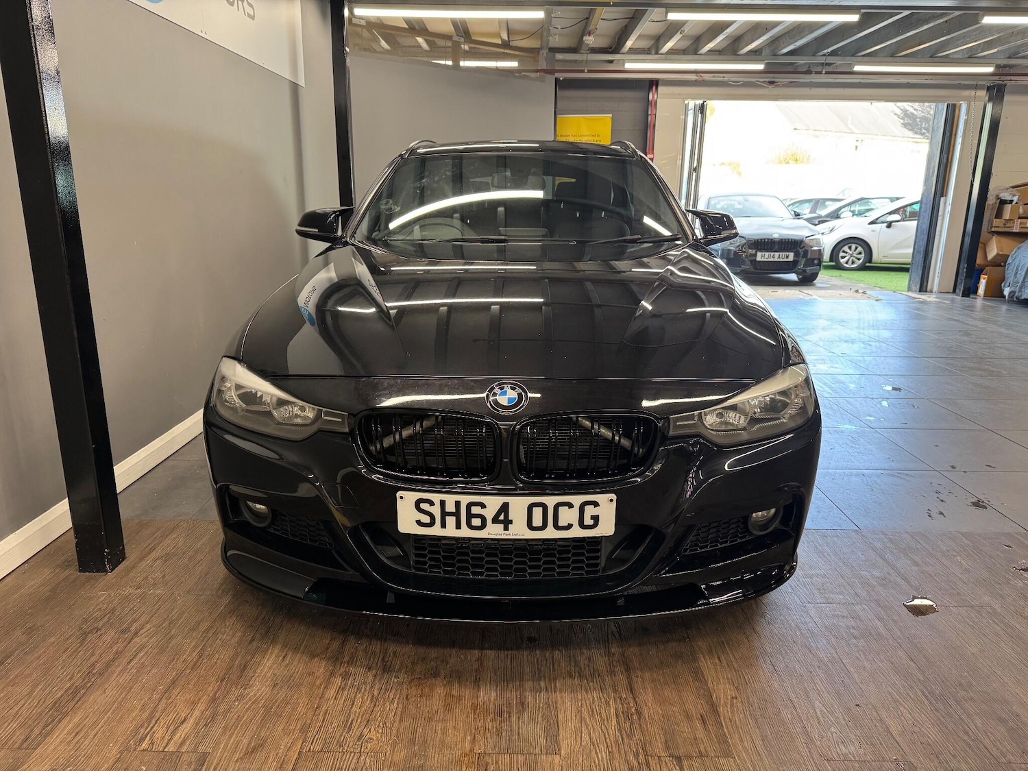 Used BMW 3 Series 2014 for sale - 76381277: Photo 2