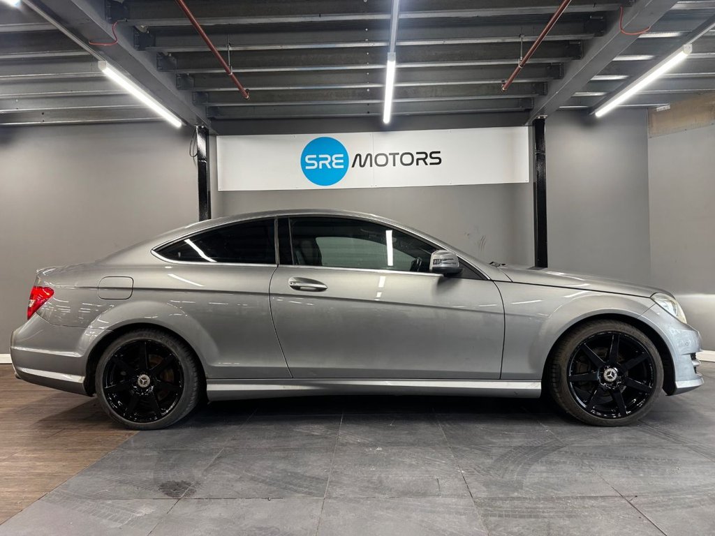 Used Mercedes-Benz C Class 2012 for sale - 77905138: Photo 3