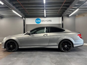 Used Mercedes-Benz C Class 2012 for sale - 77905138: Photo