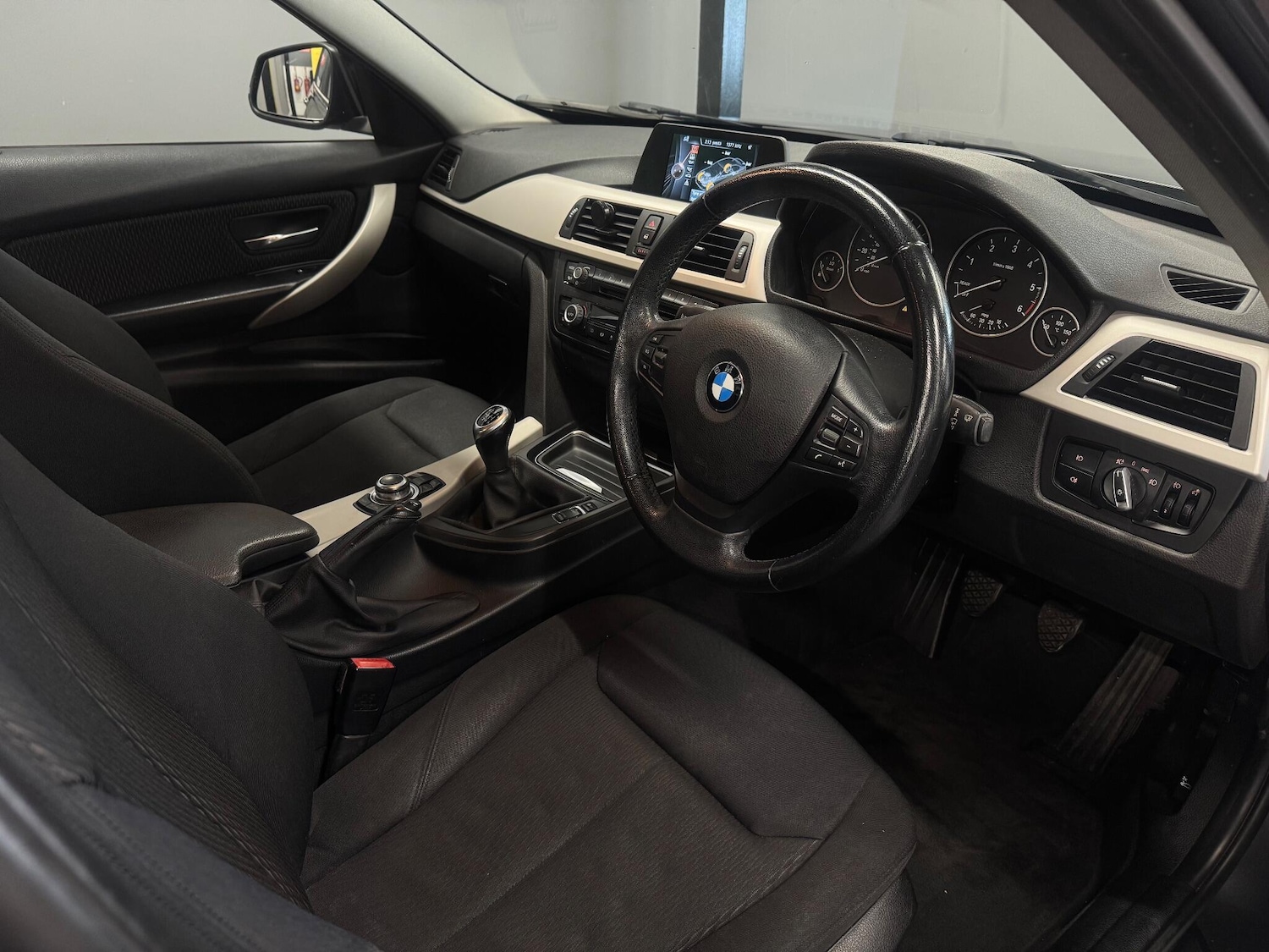 Used BMW 3 Series 2015 for sale - 76408858: Photo 11