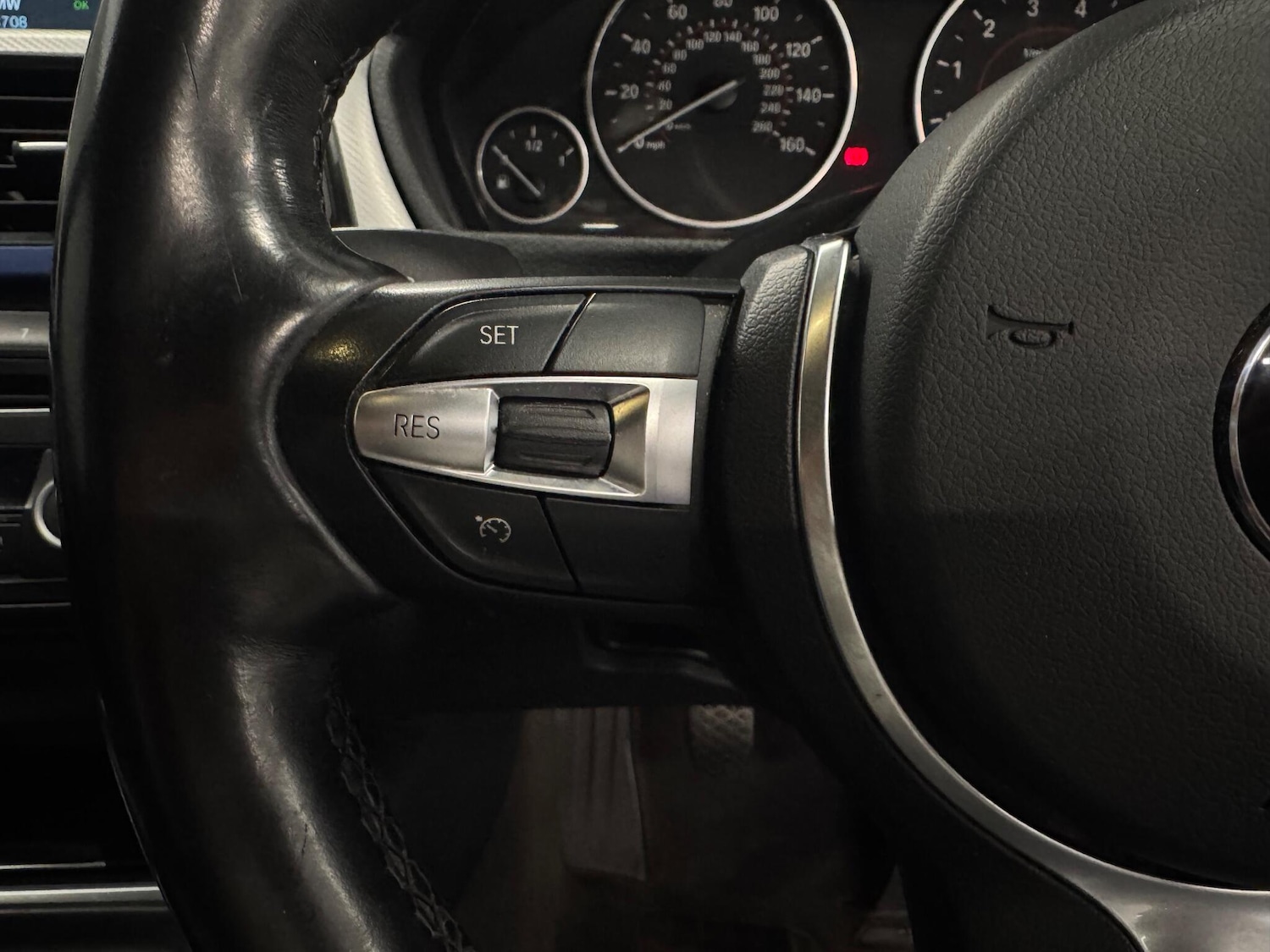 Used BMW 3 Series 2014 for sale - 76498879: Photo 32