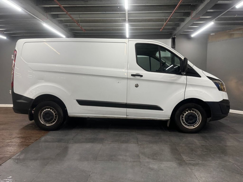 Used Ford Transit Custom 2016 for sale - 77437396: Photo 2