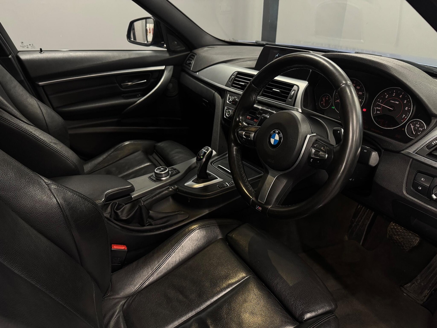 Used BMW 3 Series 2018 for sale - 76521505: Photo 14