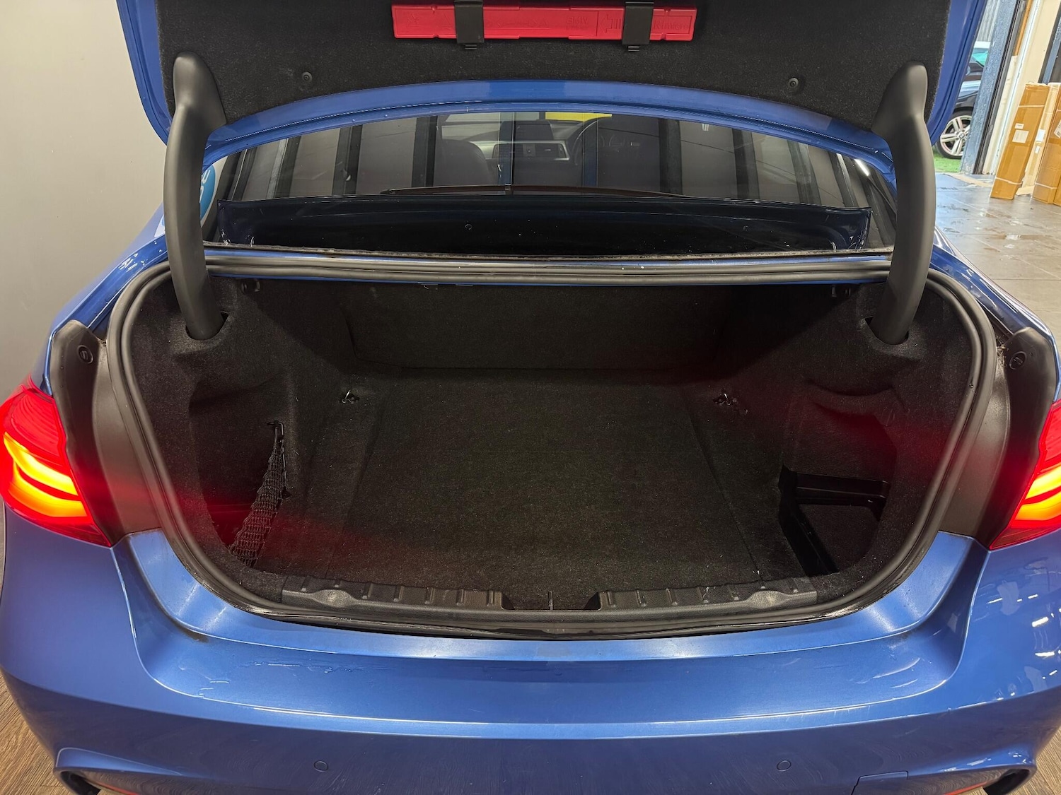 Used BMW 3 Series 2018 for sale - 76521505: Photo 29