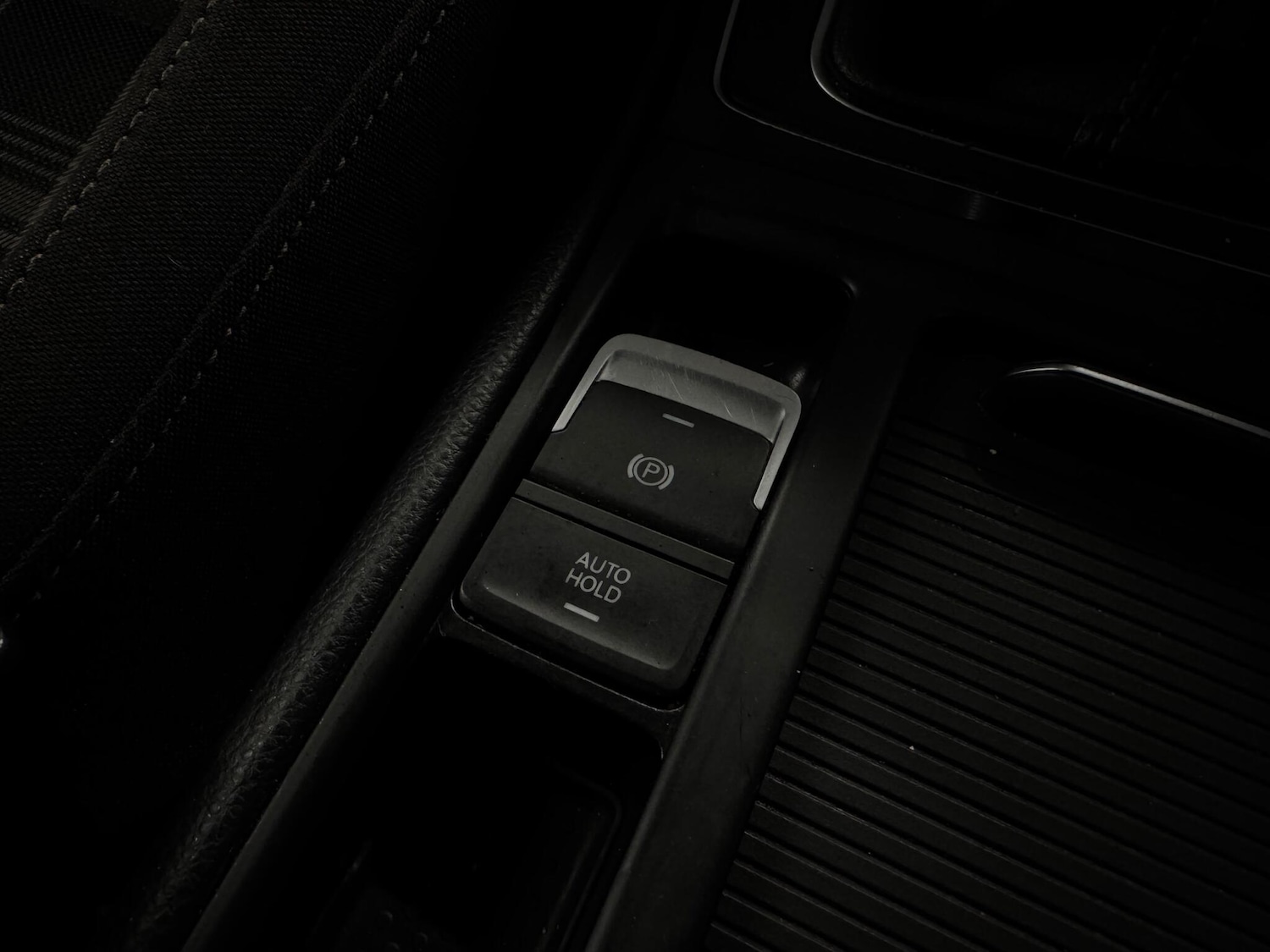 Used Volkswagen Golf 2016 for sale - 76473852: Photo 32