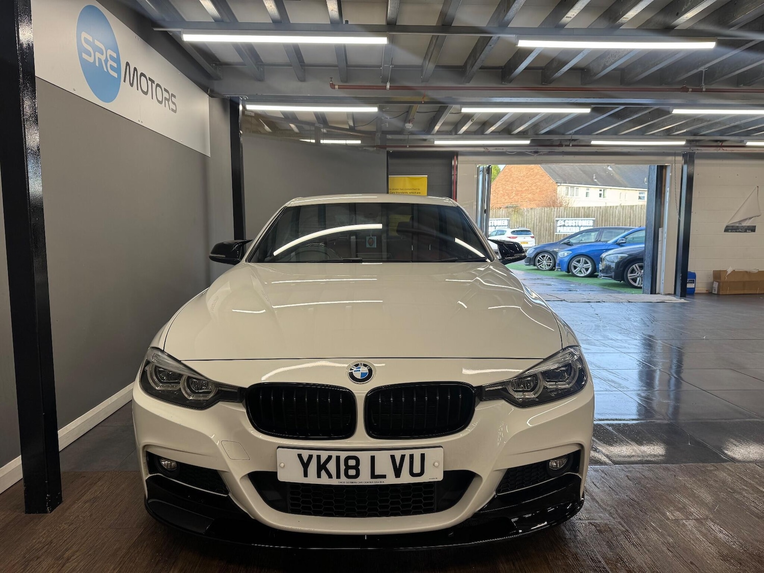 Used BMW 3 Series 2018 for sale - 76865299: Photo 2