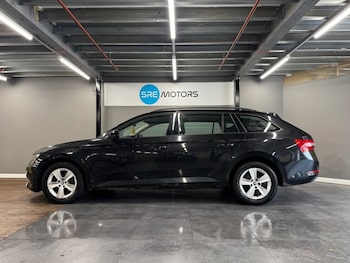 Used Skoda Superb 2024 for sale - 77850135: Photo