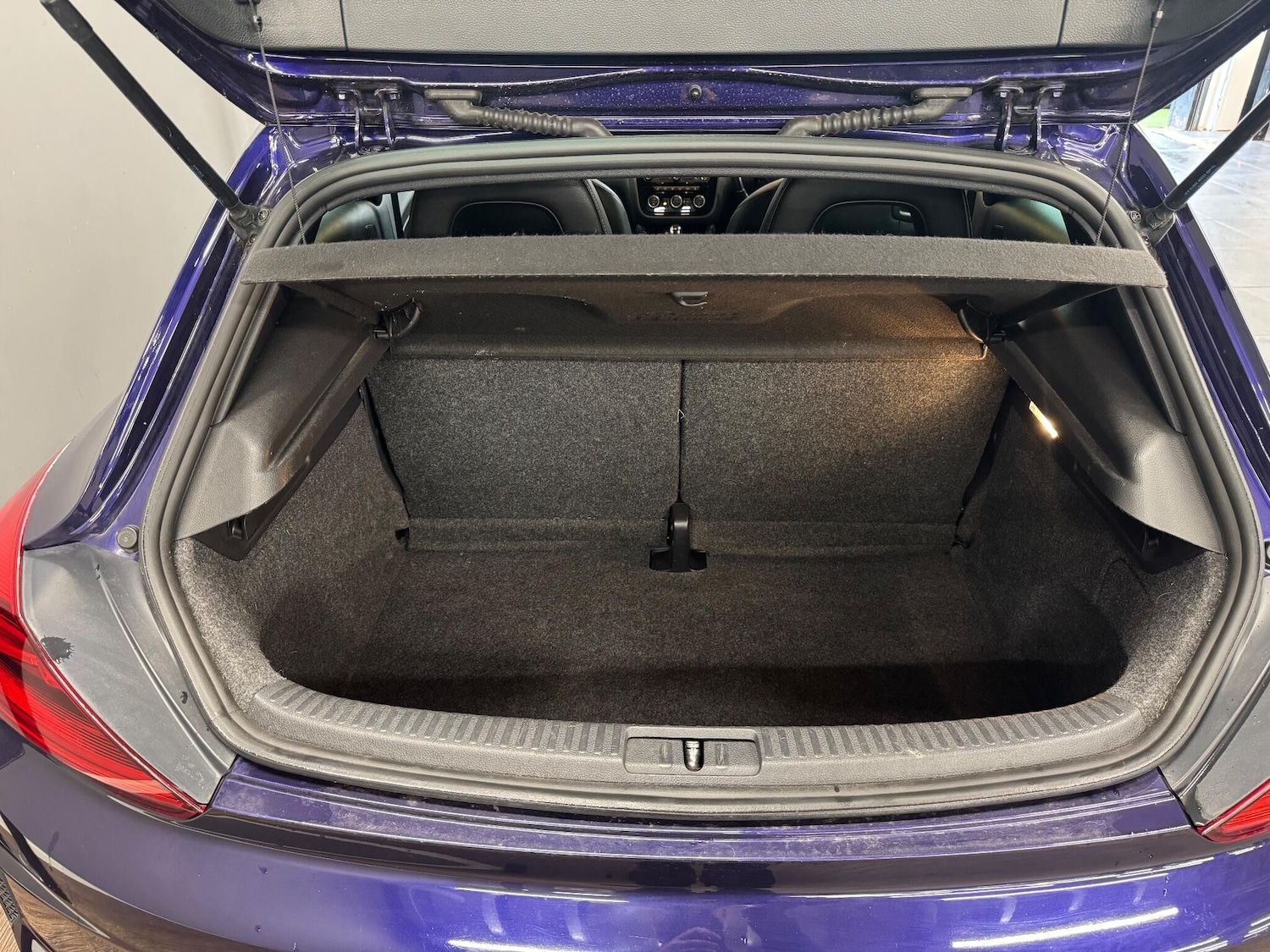 Used Volkswagen Scirocco 2014 for sale - 76456616: Photo 5