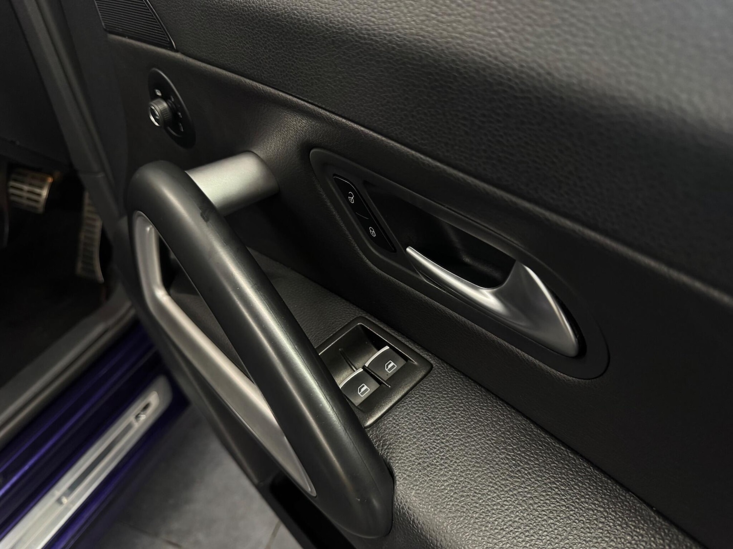 Used Volkswagen Scirocco 2014 for sale - 76456616: Photo 6