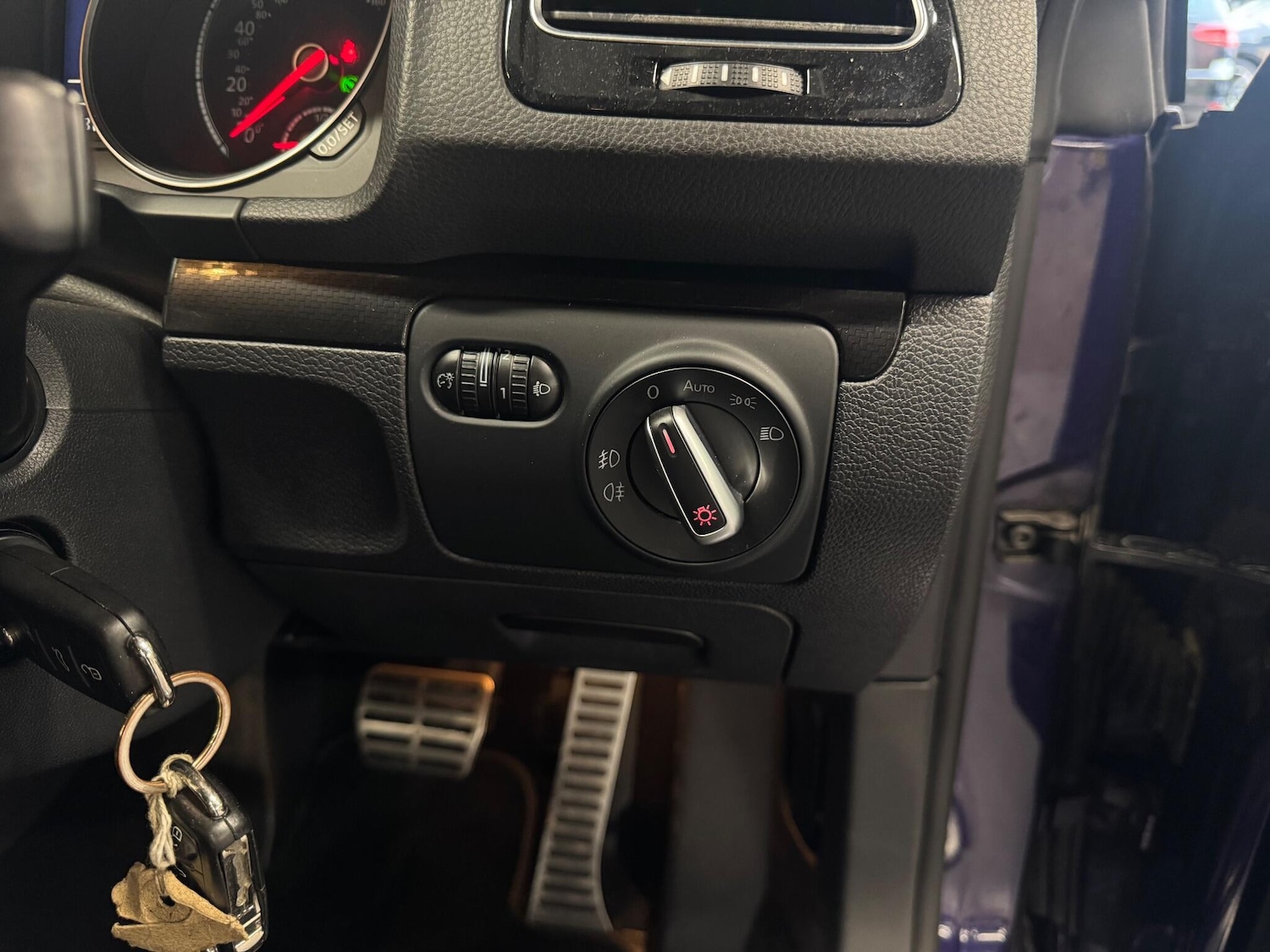 Used Volkswagen Scirocco 2014 for sale - 76456616: Photo 7