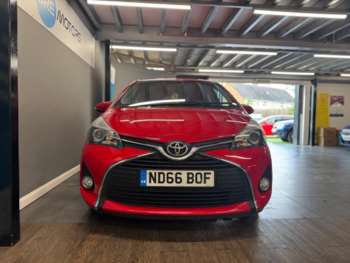 Used Toyota Yaris 2016 for sale - 74874724: Photo