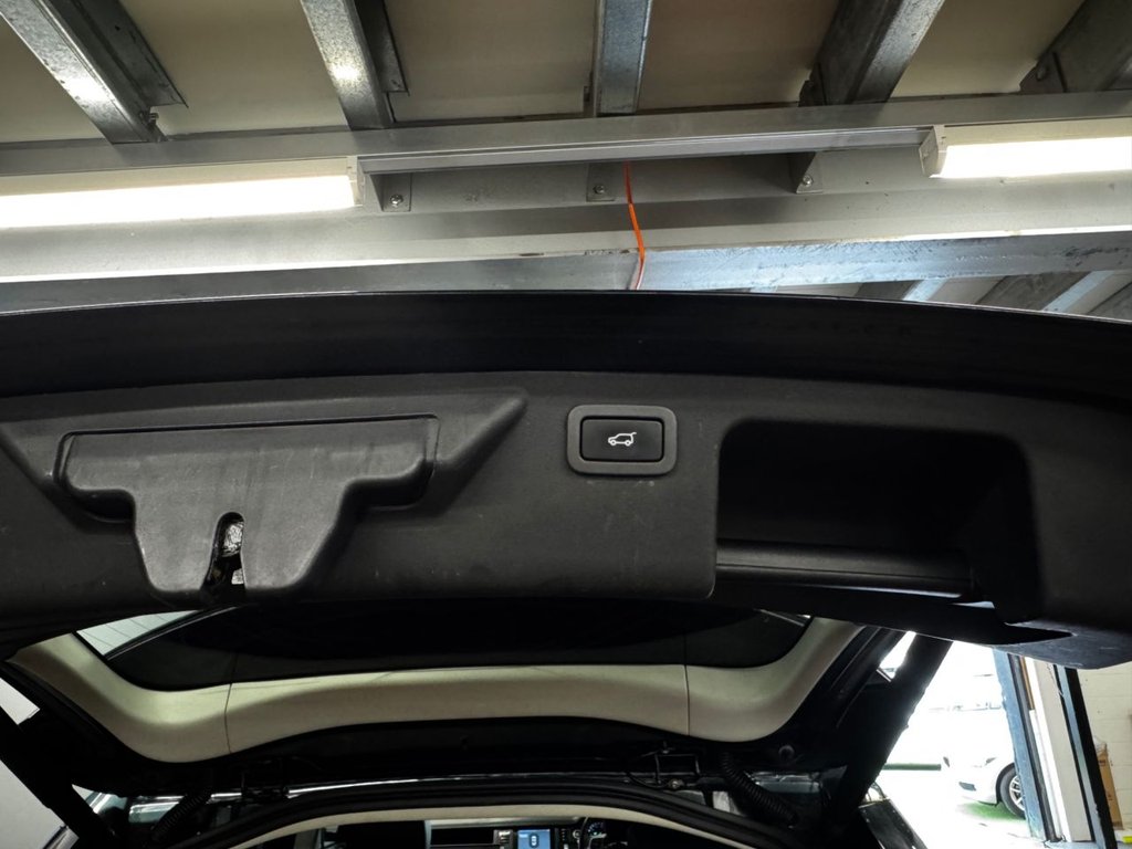 Used Land Rover Discovery Sport 2015 for sale - 78082461: Photo 10