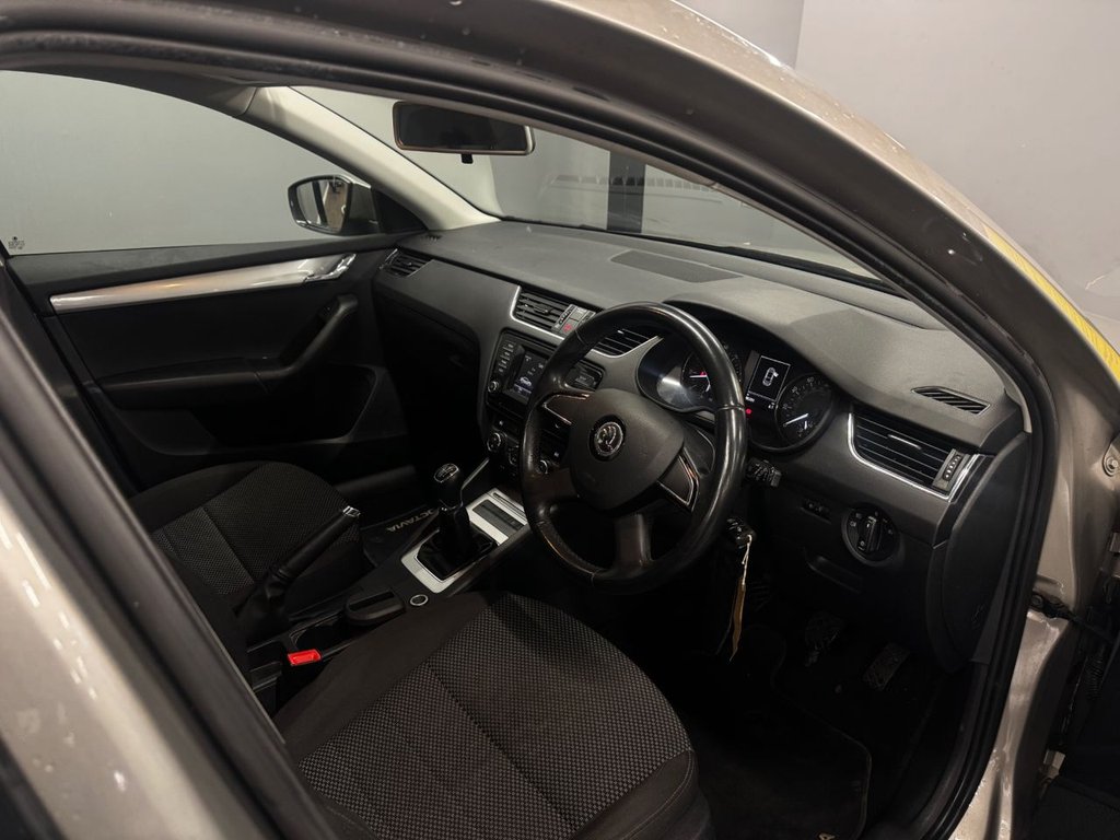 Used Skoda Octavia 2013 for sale - 77288080: Photo 10