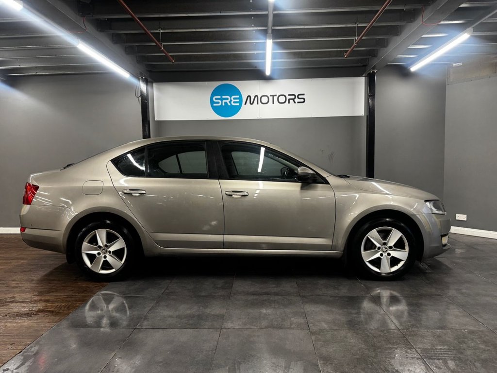 Used Skoda Octavia 2013 for sale - 77288080: Photo 3