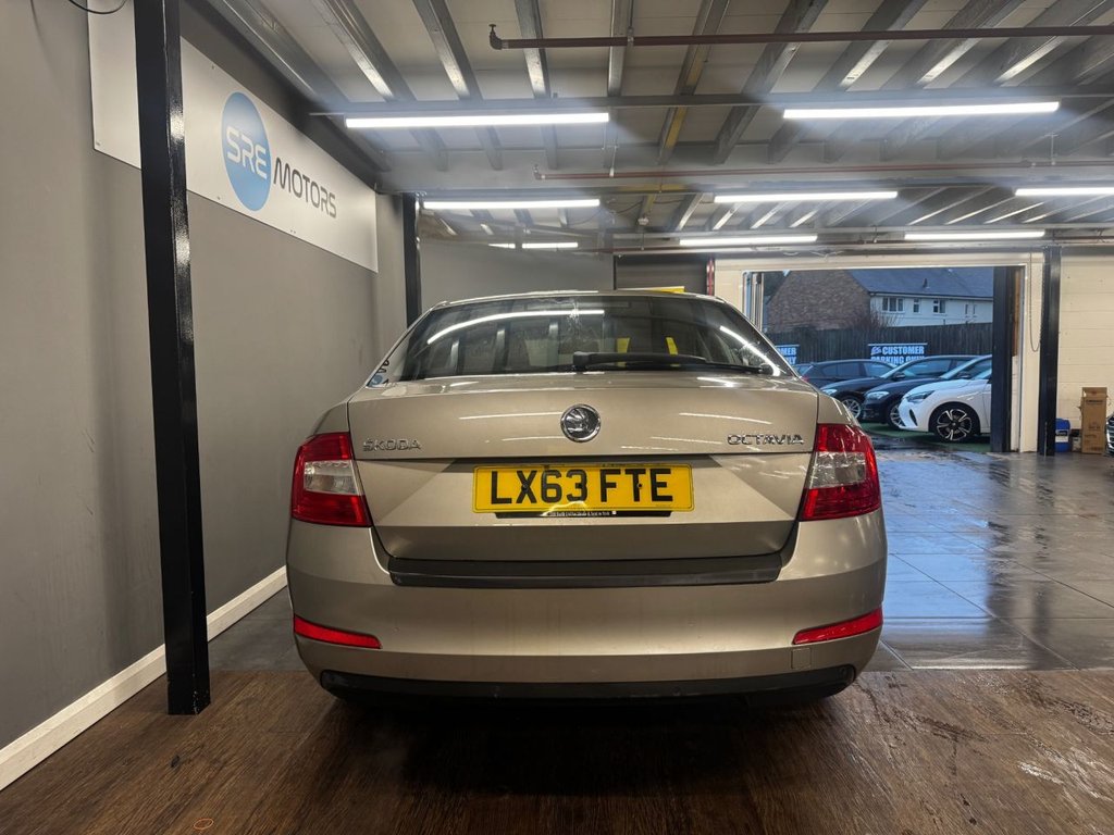 Used Skoda Octavia 2013 for sale - 77288080: Photo 8