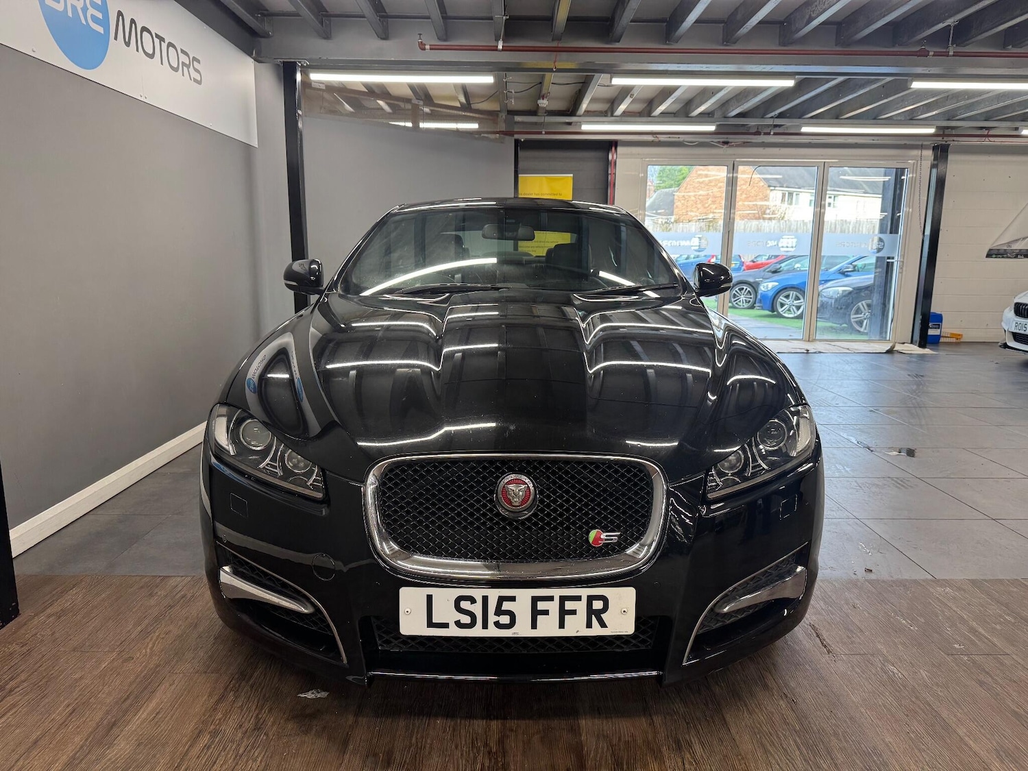 Used Jaguar XF 2015 for sale - 76992516: Photo 2