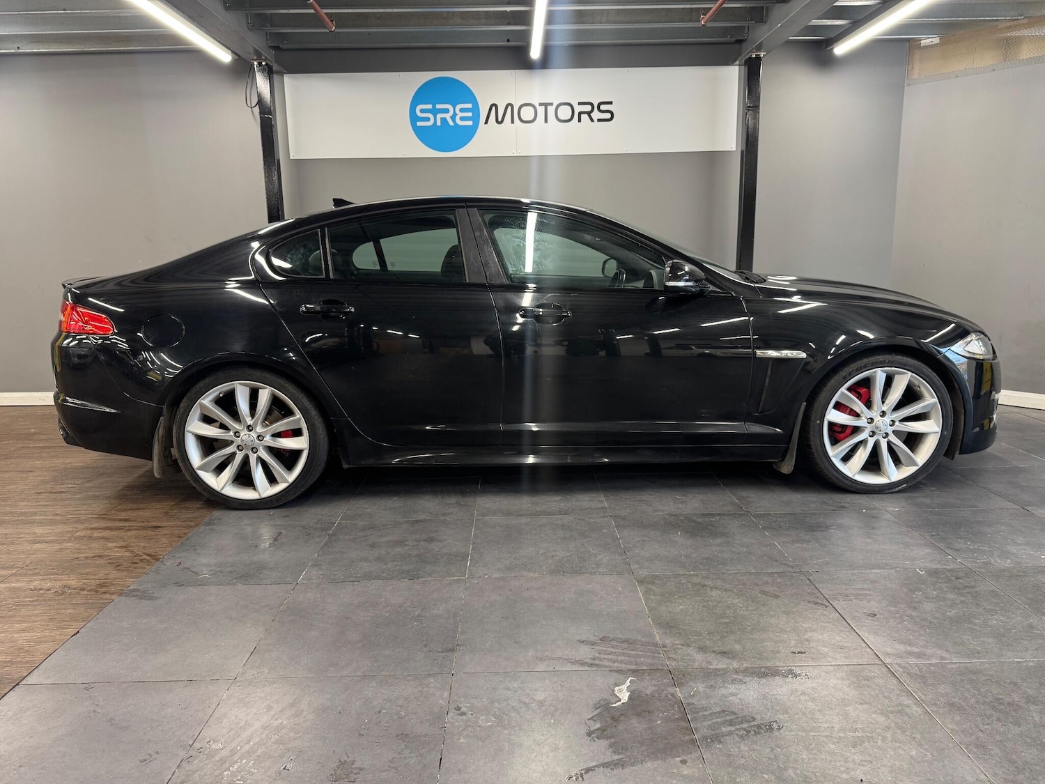 Used Jaguar XF 2015 for sale - 76992516: Photo 9